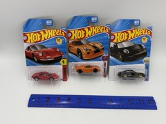 Lot of Three Sports Cars Porsche 911 Carrera T, Ferrari Dino 206 GT, Lotus Elise