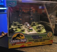 JURASSIC PARK 30th Die Cast NANO SCENE with front gate, vehicles Jada Toys