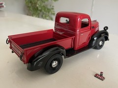 DANBURY MINT 1941 DODGE PICKUP TRUCK 1:24 SCALE DIE CAST- COA NIB – read
