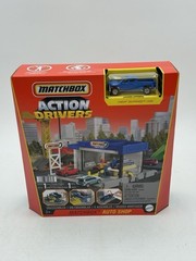 Matchbox Action Drivers Auto Shop Play Set w/ Chevy Silverado – 1:64 Diecast Car