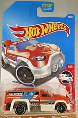 2017 Hot Wheels #19 HW Rescue-Emergency RESCUE DUTY Orange/White w/Black Pr5 Sp
