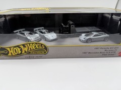 Hot Wheels Premium Fleet Street 911 GT1 McLaren F1 CLK-GTR 1:64 Diecast Silver