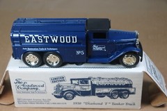 ERTL 1930 Diamond Reo T Tanker Truck Coin Bank Eastwood Company Limited Ed. NEW