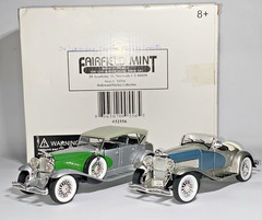 Fairfield Mint #32556 ~ 1934 Duesenberg & 1935 Chevy SSD Roadster 1/32 Die Cast
