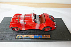 Yat Ming 92288 Red 1940 BMW 328 Road Legends 1:18 Scale