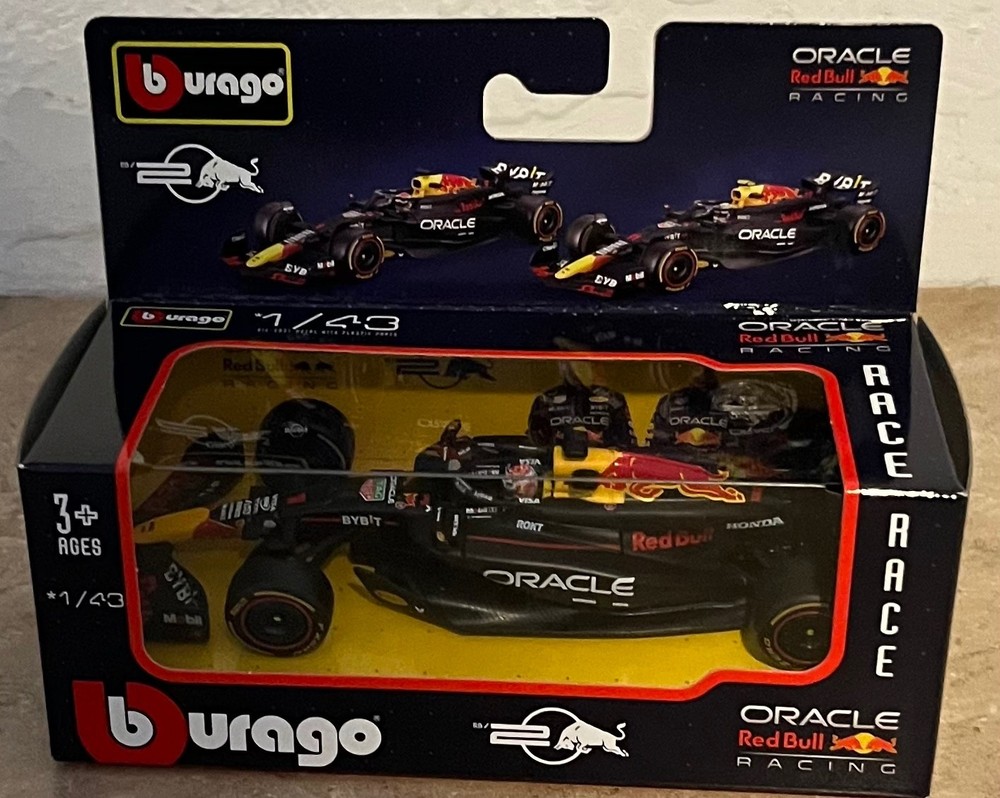 Burago Oracle Red Bull Racing Formula 1 Scale 1:43 Die-cast Race Car