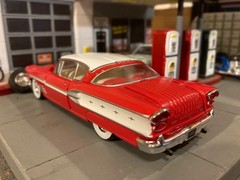 1958 Pontiac Bonneville Tudor Hardtop, 1/43 Scale