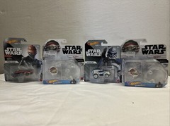 Hot Wheels Star Wars Character Cars lot of 4(distress box)new complete