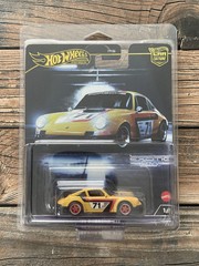 Hot Wheels ’71 Porsche 911 Exotic Envy Premium Car Culture 2024 Yellow