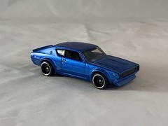 Hot Wheels Nissan Skyline 2000 GT-R 2018 Then and Now Dark Blue DD8s