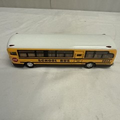 Diecast School Bus #9853 Yellow & White Roof Transit Style Toy Vehicle Model(NB)