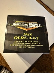 1968 Oldsmobile 442 Yellow 1:18 Ertl American Muscle 36420A