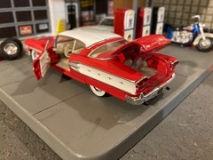 1958 Pontiac Bonneville Tudor Hardtop, 1/43 Scale
