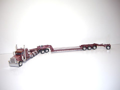 DCP FIRST GEAR 1/64 RED W/T FLAMES PETE 389 W/T 36″ SLEEPER&LOWBOY JEEP&STINGER