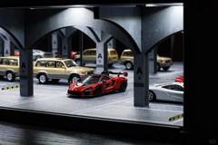 Diorama 1/64 Diecast Car Garage Model LED Lighting Car Display Building Scene US