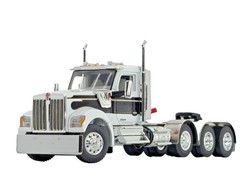 1/64 DCP WHITE/BLACK KENWORTH W990 TRI AXLE