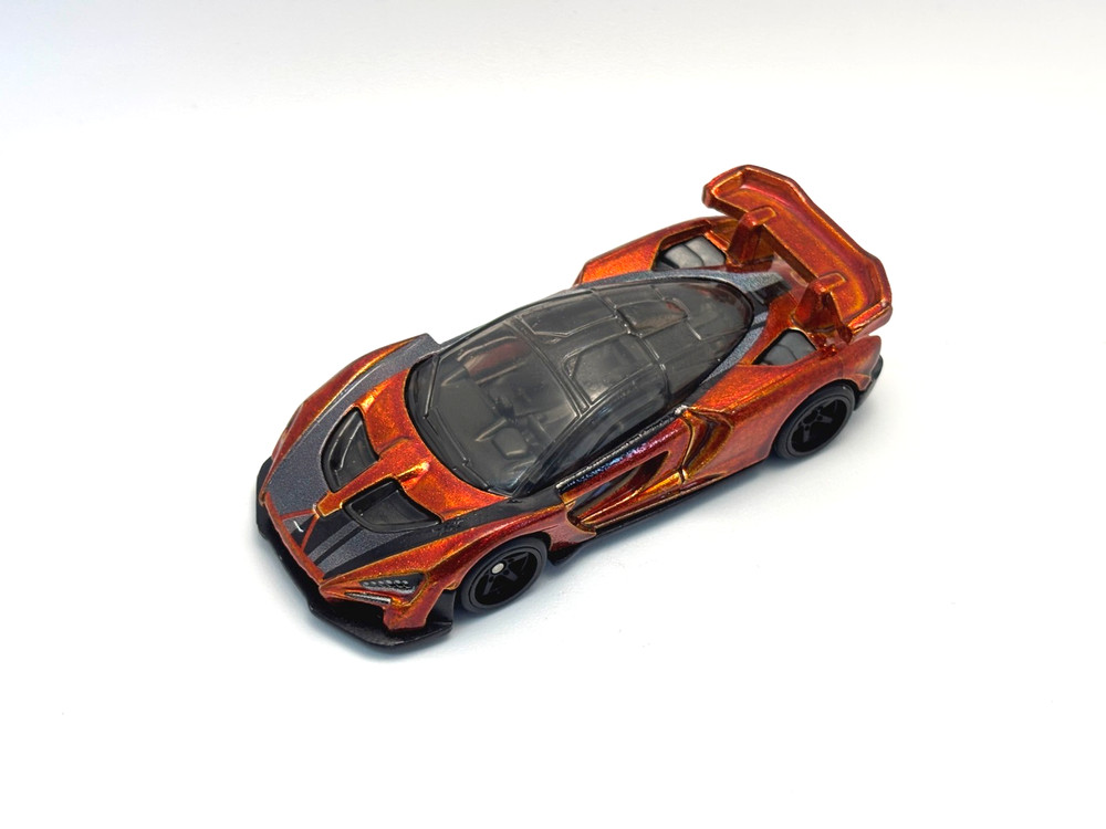 Hot Wheels 2023 Rift Rally Collector Edition McLaren Senna, Loose
