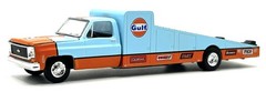 M2 MACHINES 1973 CHEVY C30 SQUAREBODY WEDGE RAMP TRUCK GULF LOOSE