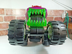 ROAD RIPPERS TOY STATE HUGE MONSTER TRUCK MOTORIZED W/ LIGHTS & SOUND – NICE