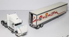 PEM 1/64 Model Truck Yellow “Yes We Can” Tandem Rig Freight M77115