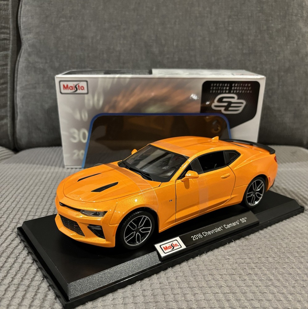 1/18 Maisto 2016 Chevrolet Camaro SS Orange Metallic Diecast Special Edition