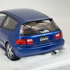*BRAND NEW* LCD 1/18 Honda Civic EG9 MK5