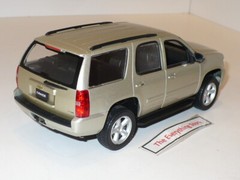WELLY 2008 CHEVY TAHOE LT SUV 1:24 SCALE LIGHT GOLD FREE SHIP