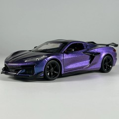 1:24 Chevrolet Corvette Z06 Supercar Alloy Diecast Model Car Desktop Ornament Ki