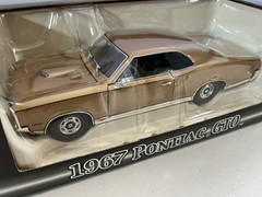 CROWN PREMIUMS Gold 1967 Pontiac GTO Hardtop 1:24 Scale Diecast Coin Bank
