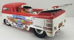 Red & White Volkswagen Bus Dragster by HotWheels [kw356]