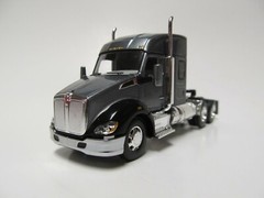 DCP 1/64 SCALE T-680 KENWORTH SMALL BUNK STAND UP SLEEPER, GRAY & BLACK FENDERS
