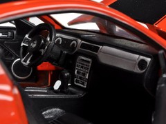 2012 FORD MUSTANG BOSS 302 ORANGE & BLACK 1/24 DIECAST MODEL CAR BY MAISTO 31269