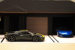 1:64 Scale Diorama House with 2 Car Garage | 3D Printed Display for Diecast Cars