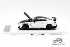 Motorhelix 1:64 R35 Special Edition 2022 Diecast Model Car
