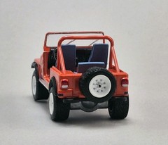 1979 JEEP CJ-7 RENEGADE Diorama Collectible DieCast Model Car 1:64 Red LOOSE