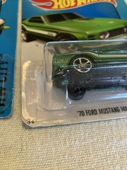 (10) Hotwheels HW City Lot, 2014, 2013 10 Cars With Some Corner Damage