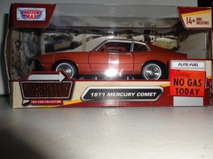 Motormax 1971 Mercury Comet, Brown, 1/24, Forgotten Classics