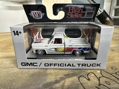 M2 Machines Spirit Of 76 Exclusive 1976 GMC High Sierra 1/64 Squarebody WMTS24