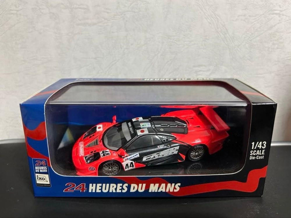 ixo MODELS McLaren F1 GTR 1997 Le Mans Diecast Model Car Scale 1/43