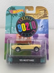 HOT WHEELS 2014 RETRO ENTERTAINMENT BEVERLY HILLS 90210 ’65 MUSTANG