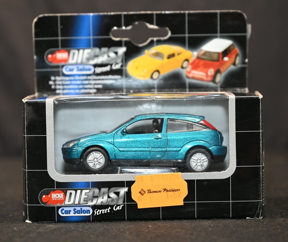 Vintage Dickie Spielzeug Ford Focus Teal Blue Car Salon Street Car Diecast Boxed
