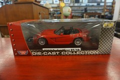 1/18 Motor Max 2003 Dodge Viper RT/10 Red Convertible (14056) New open box