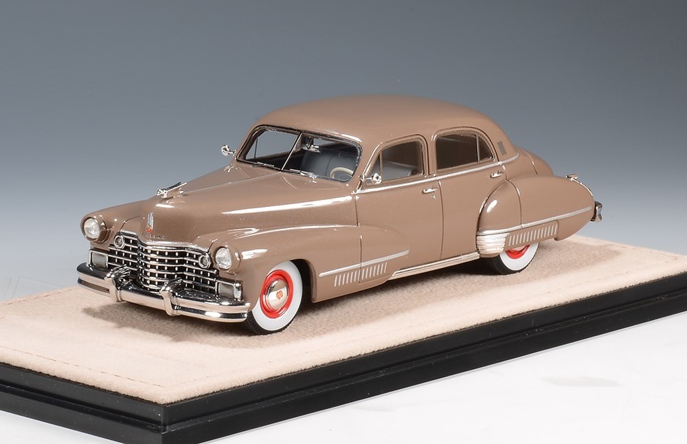 1942 Cadillac Sixty Special Pawnee Beige in 1:43 scale by Stamp Models