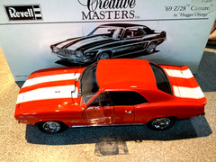 Revell Creative Masters 1969 Chevrolet Camaro Z/28 Hugger Orange 1/20 Diecast