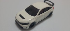 Tomica #78 Honda Civic Type R Takara Tomy Suspension White Scale 1:64 2022