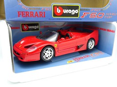 Burago 1/18 – Ferrari F50 Hard Top Red 1995