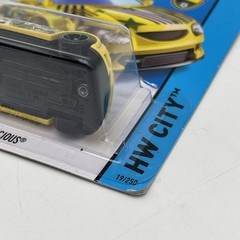 Hot Wheels Audacious 19/250 – Yellow – 2014 HW City HW Goal New