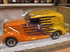 1/24 Crown Jewels 1935 Ford Sedan Delivery Street Rod Super Rare