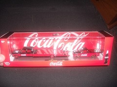 M2 1973 GMC Ramp Truck & 1995 GMC Sonoma 15 Coca Cola 56000-S05 1/64 “CHASE”