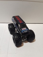 Hot Wheels Lucas Oil Crusader Ford Monster Truck